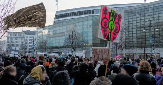 signal-2025-02-18-221556_005